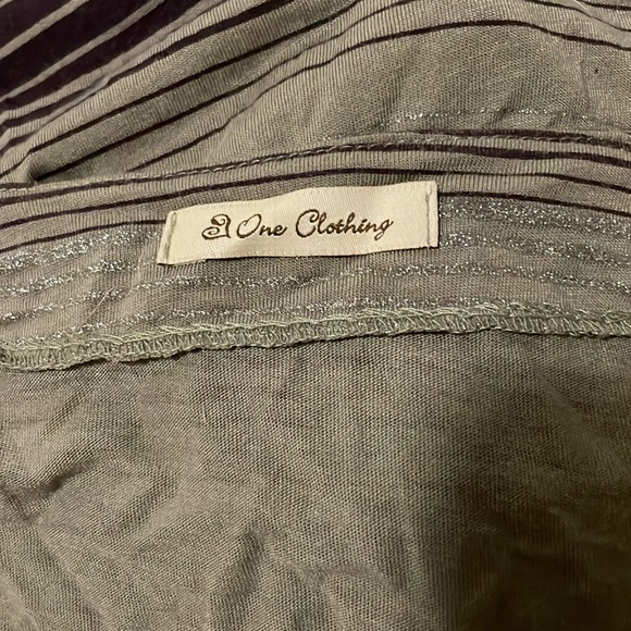 Beautiful Wrap Around Striped Printed Dress Size Small - Picture 5 of 7